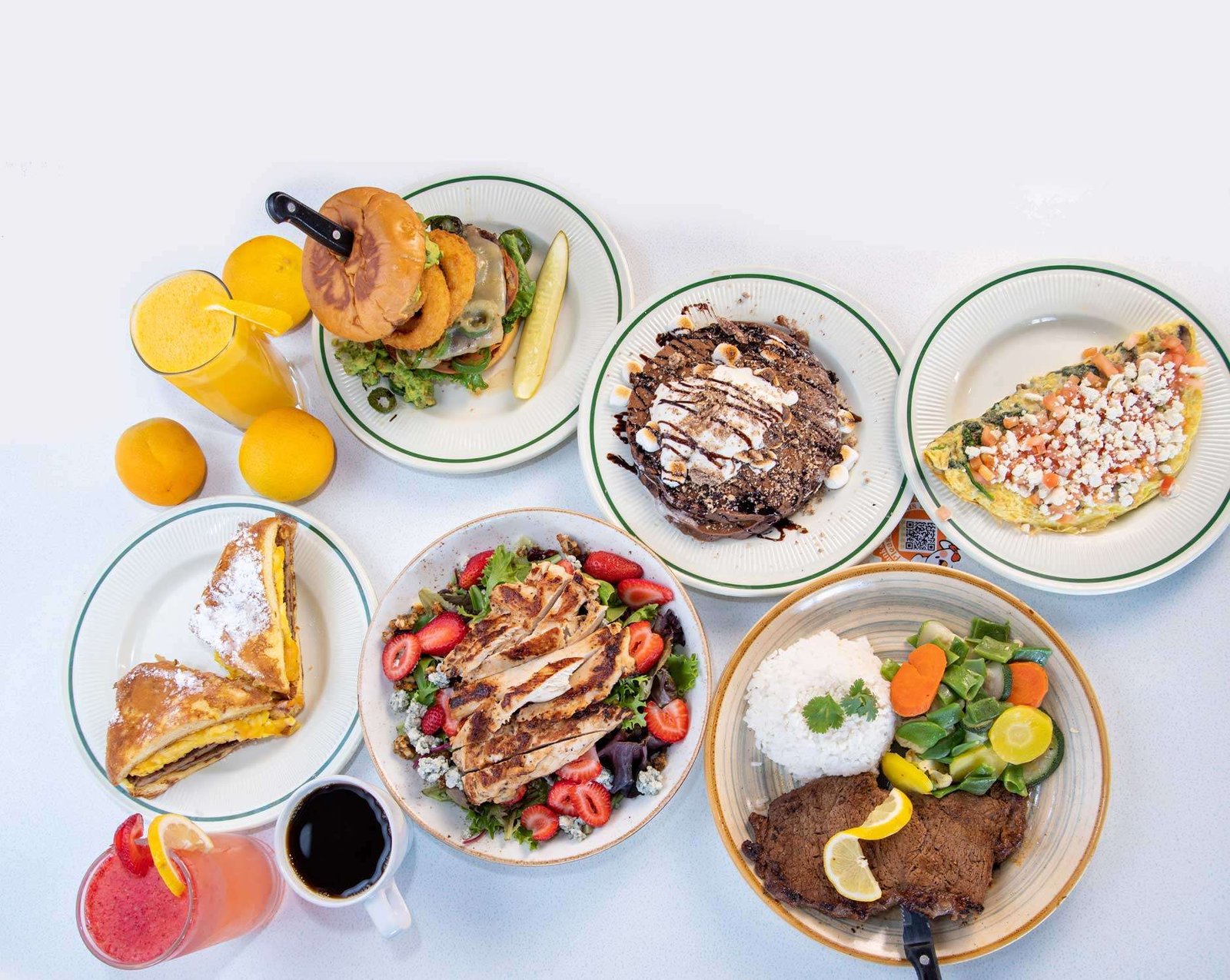You are currently viewing Discover the New Menu at Tasty Munch: Pancakes, Lunch Specials, and Refreshing Drinks in Houston